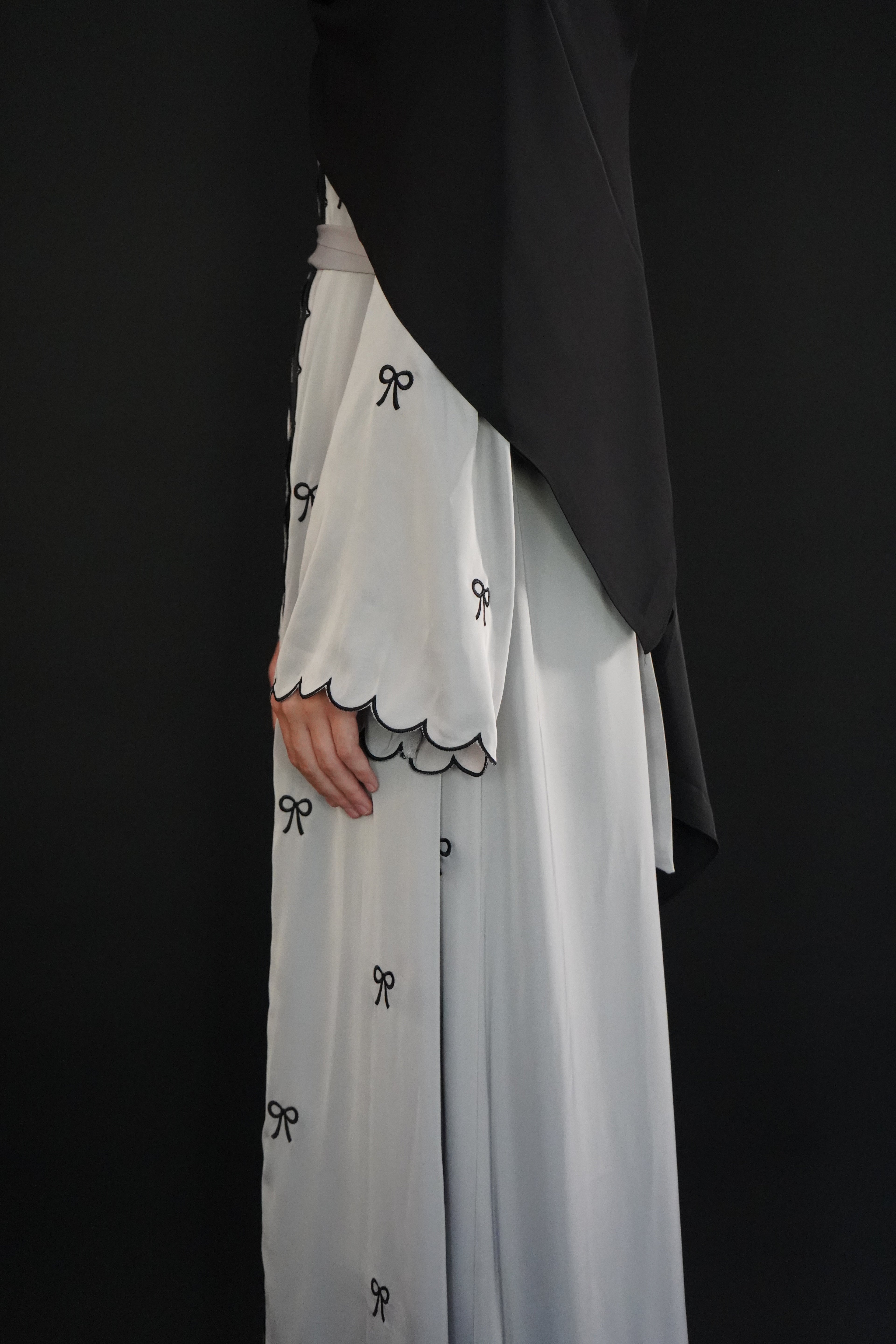 One Piece - Bow Abaya - Grey