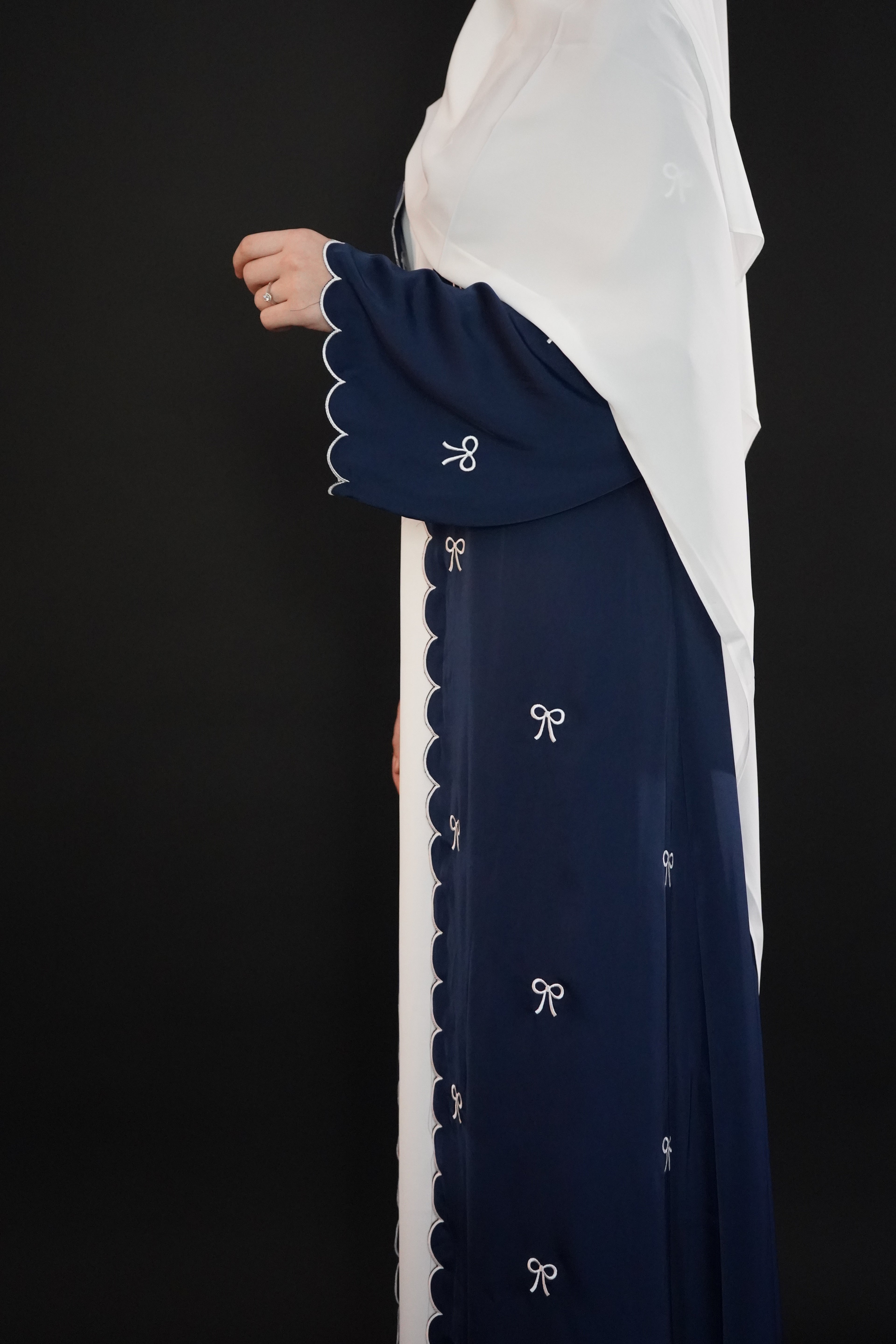 One Piece - Bow Abaya - Navy