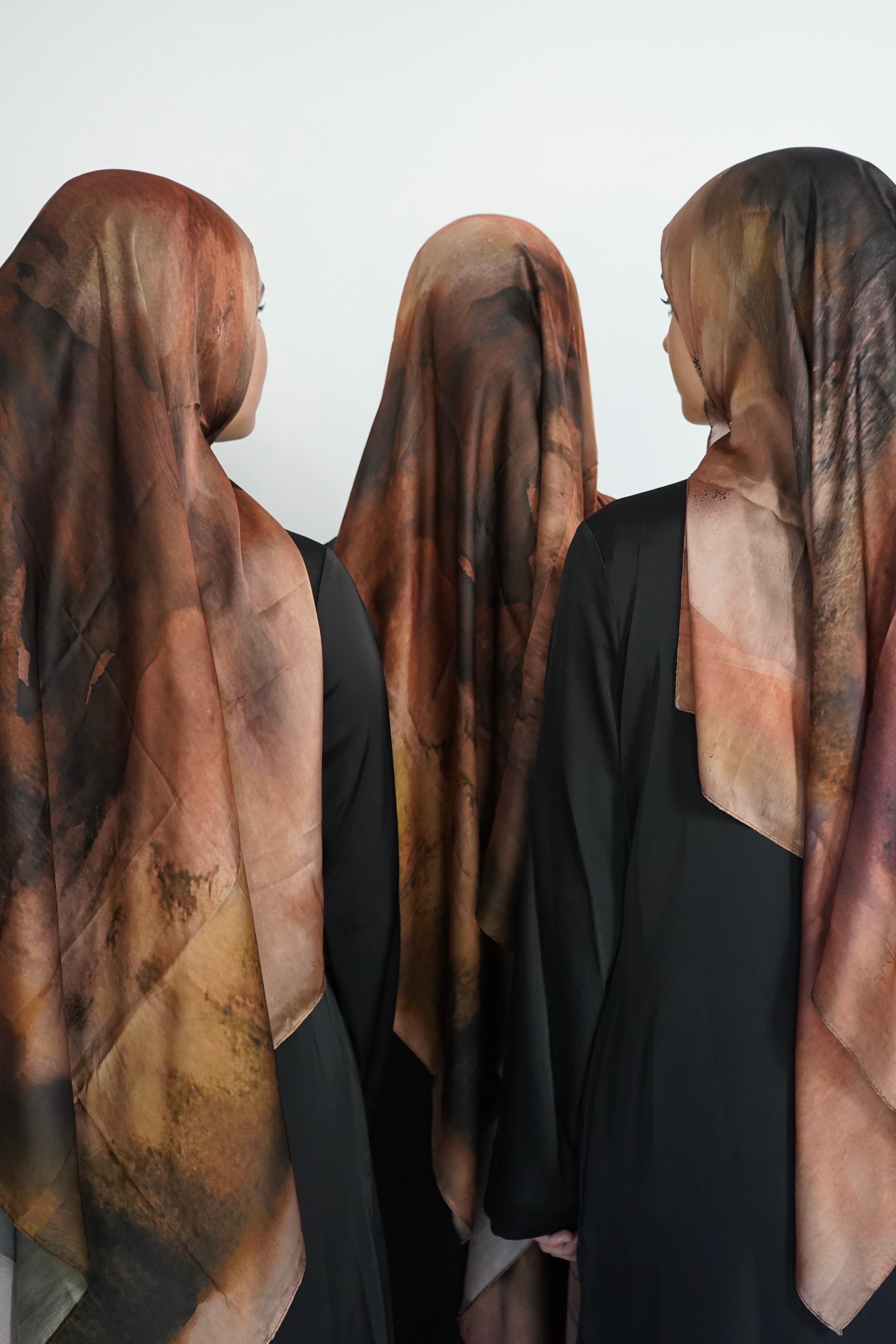 Print Satin Hijab - Chestnut Smoke