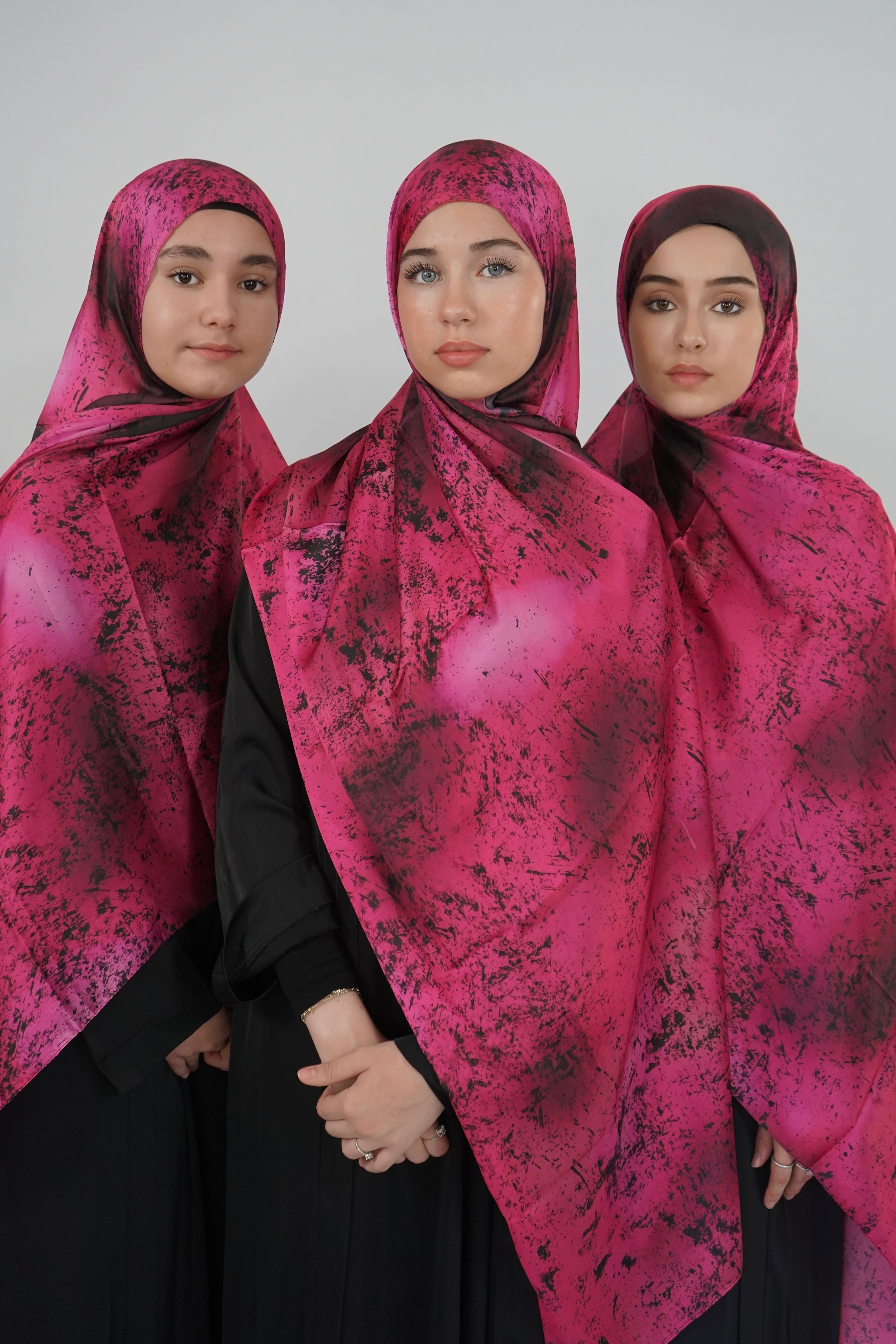 Print Satin Hijab - Fuchsia Smoke