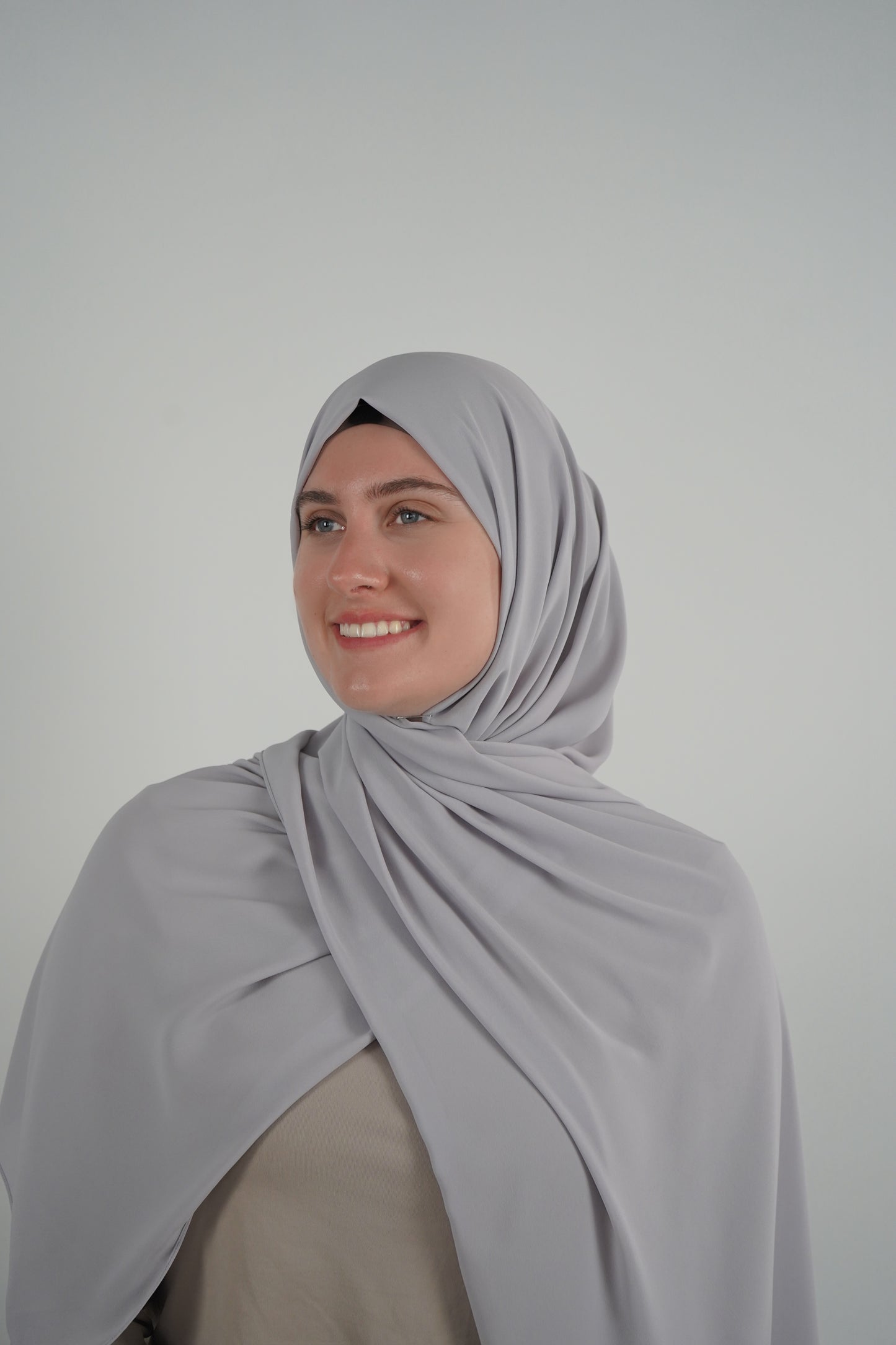 Signature Chiffon Hijab - Light Gray