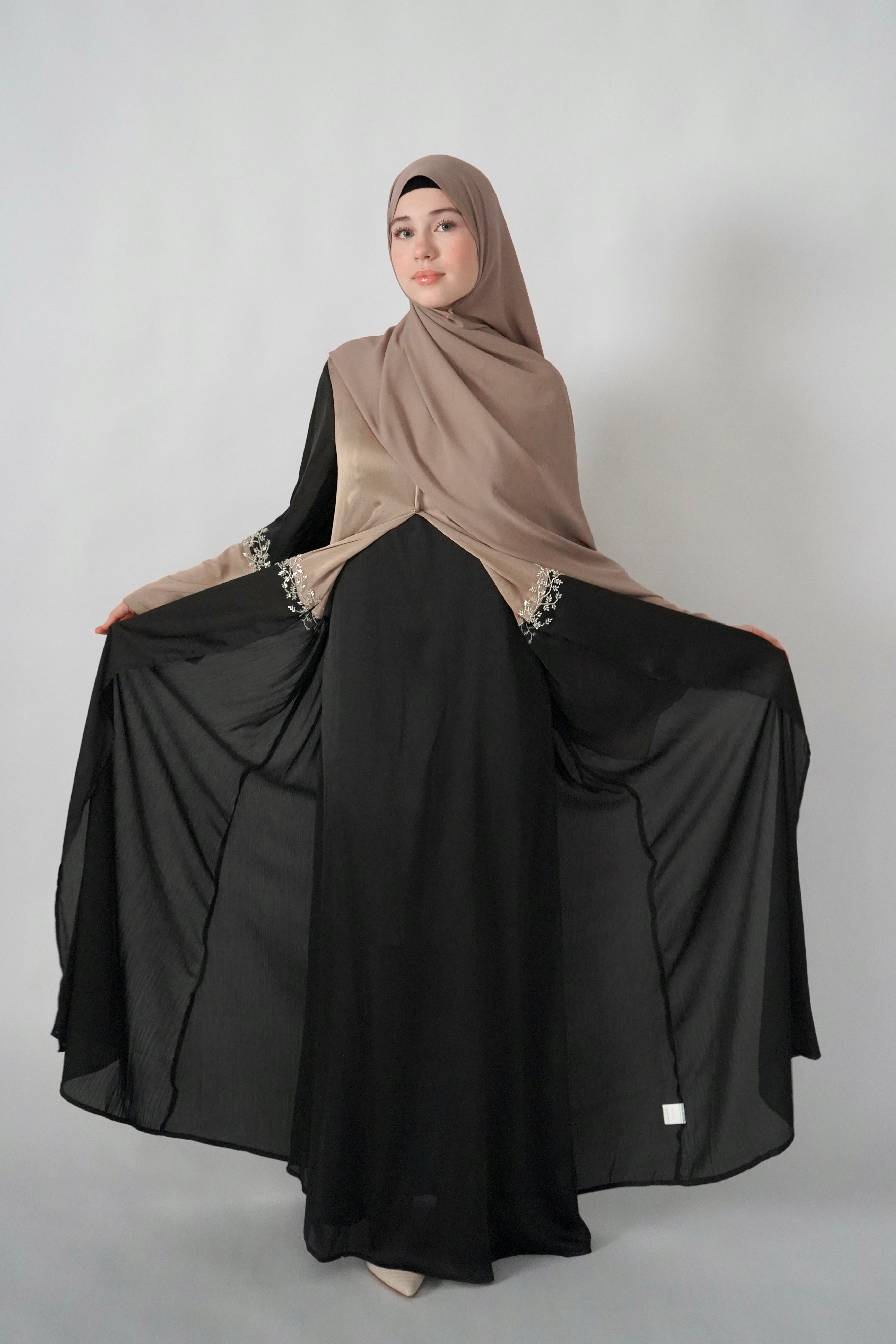 Two Piece Beaded Abaya - Black