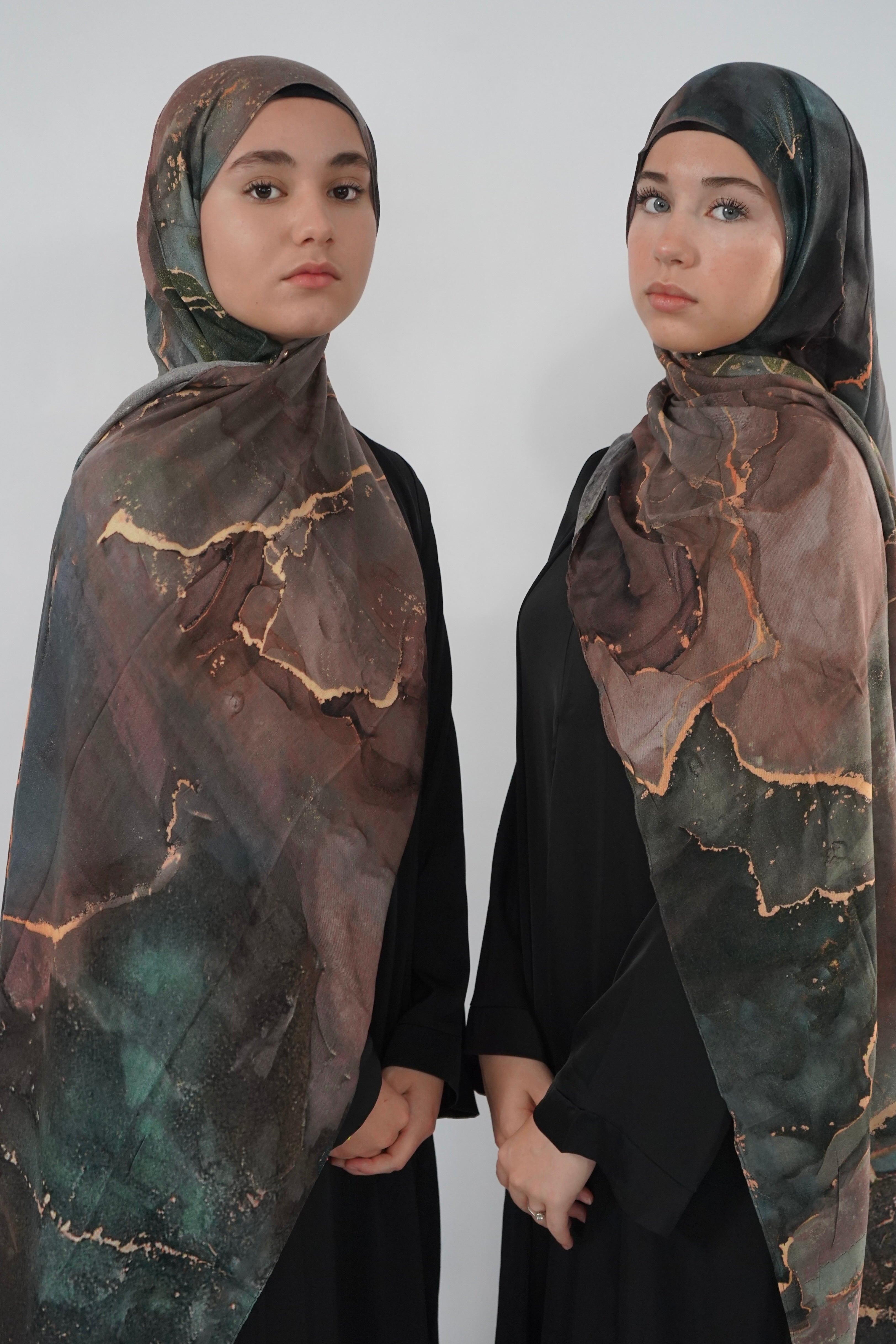 Print Modal Hijab - Earthstone Marble