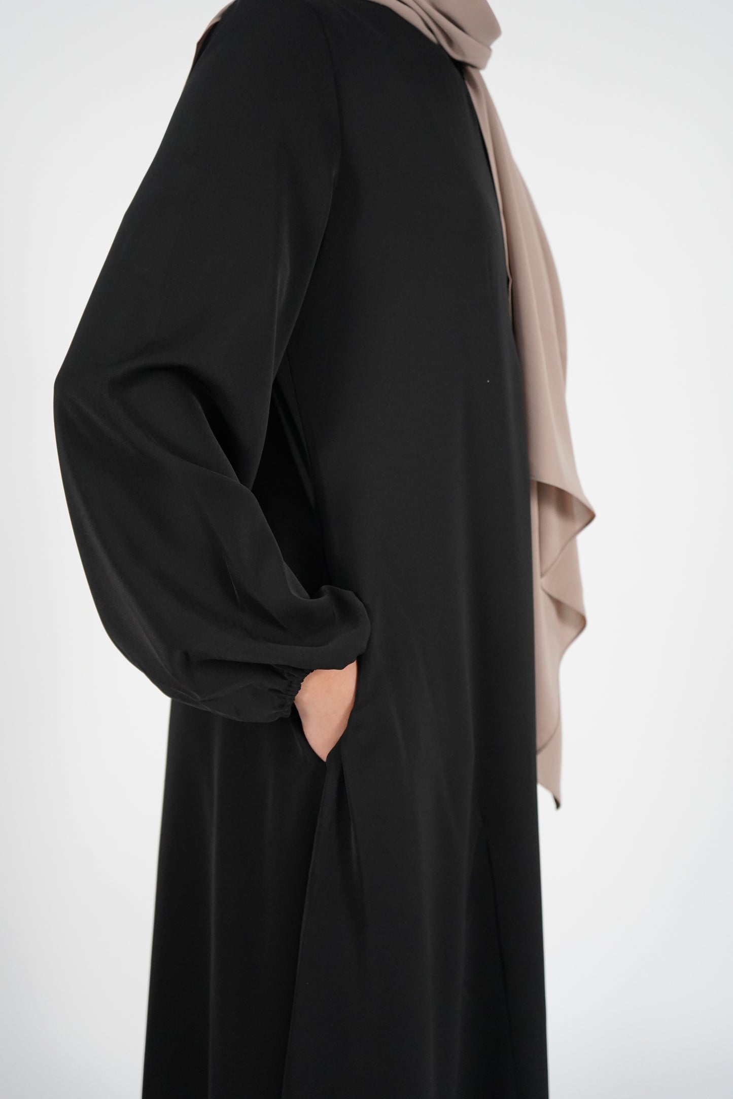 Simple Uniform Abaya - Black