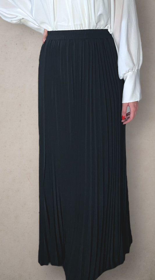 Pleated Skirt Black